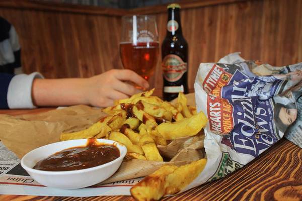 'Brewn' sauce on your chips?