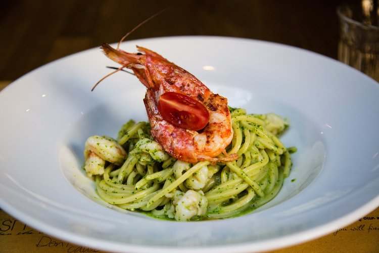 Spaghetti with prawns and a parsley and almond pesto at Osteria del Tempo Perso.