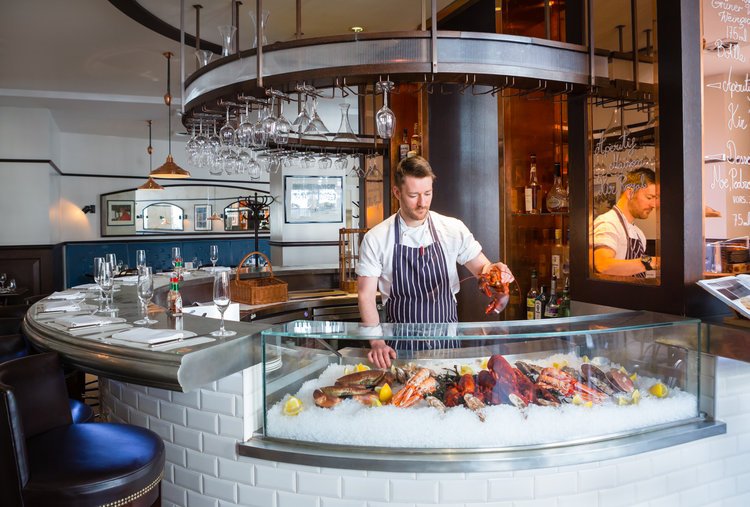 The crustacea bar at Galvin Brasserie de Luxe Pic: Paul Johnston at Copper Mango